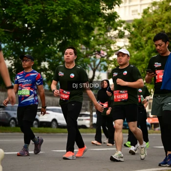 Runner Photo 4147897