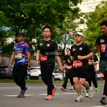 Runner Photo 4147906