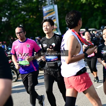 Runner Photo 4147912