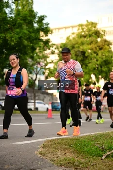 Runner Photo 4147926