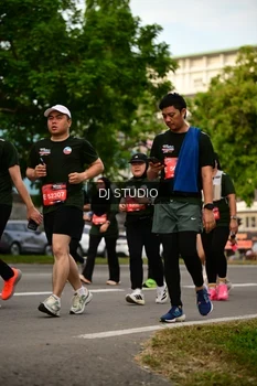 Runner Photo 4147929