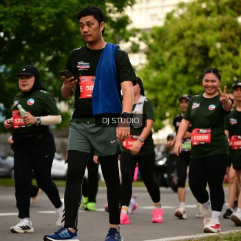 Runner Photo 4147936