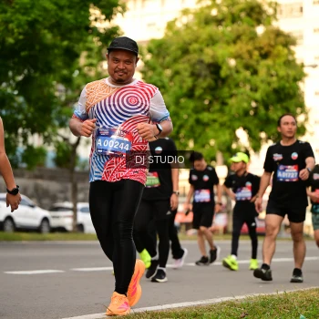 Runner Photo 4147937