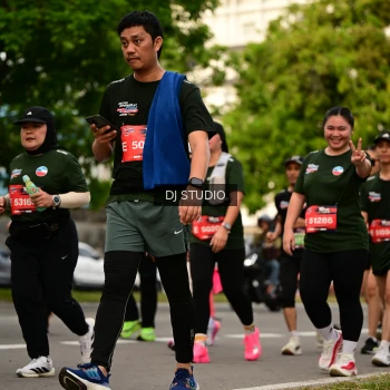 Runner Photo 4147941