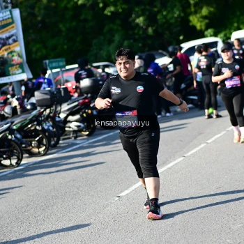 Runner Photo 4147944