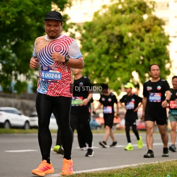 Runner Photo 4147945
