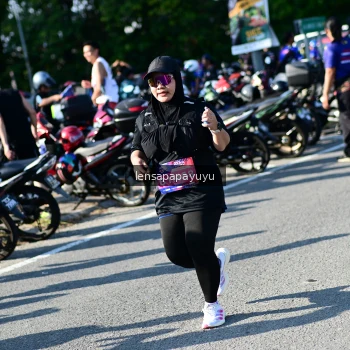 Runner Photo 4147968