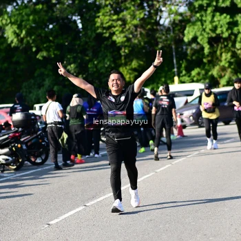 Runner Photo 4147973