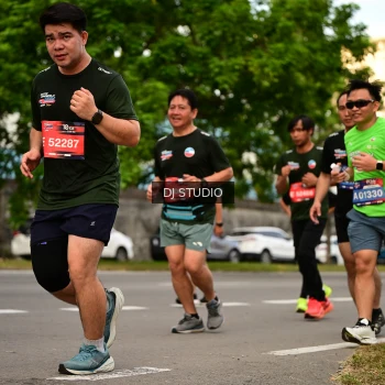 Runner Photo 4147978