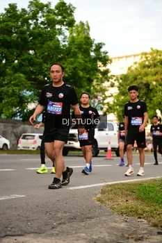 Runner Photo 4147992
