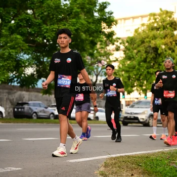 Runner Photo 4148006