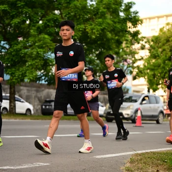 Runner Photo 4148015