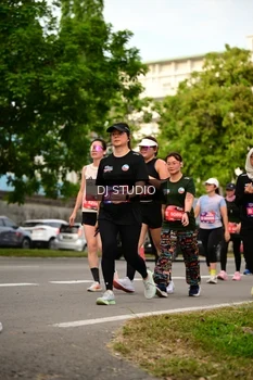 Runner Photo 4148018