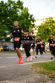 Runner Photo 4148039