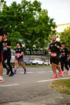 Runner Photo 4148064
