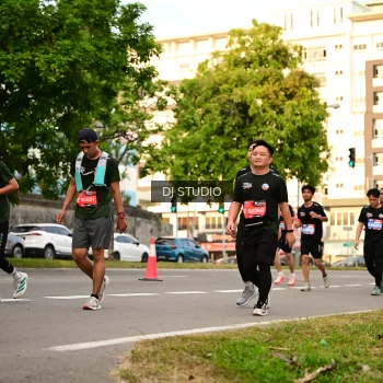 Runner Photo 4148080