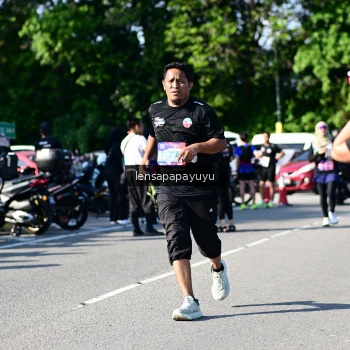 Runner Photo 4148114