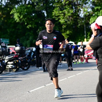 Runner Photo 4148123