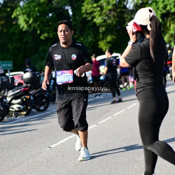 Runner Photo 4148138