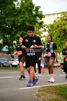 Runner Photo 4148154
