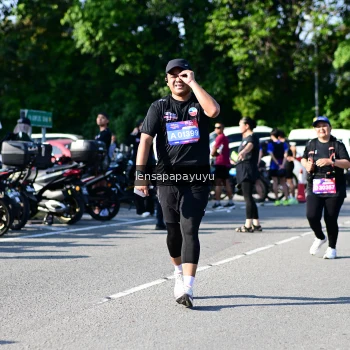 Runner Photo 4148160