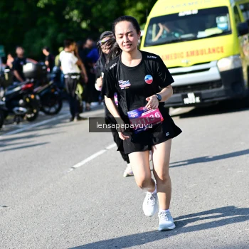Runner Photo 4148330