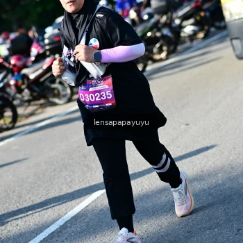 Runner Photo 4148335