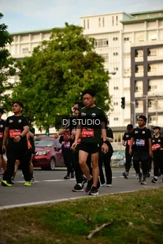 Runner Photo 4148340