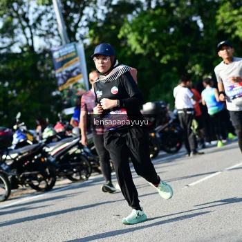 Runner Photo 4148396