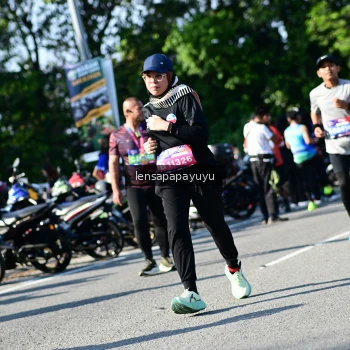Runner Photo 4148398