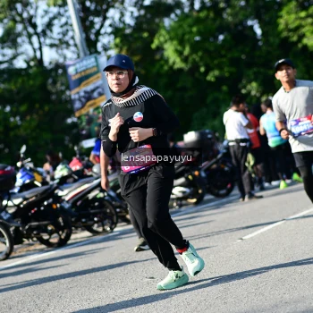 Runner Photo 4148399
