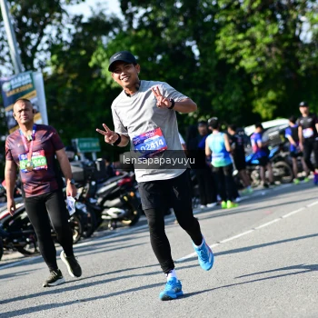 Runner Photo 4148405