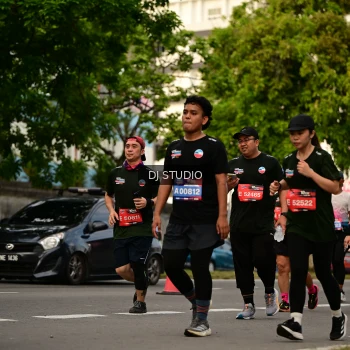Runner Photo 4148448