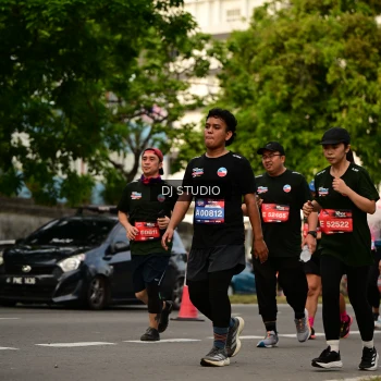 Runner Photo 4148451