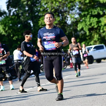 Runner Photo 4148452