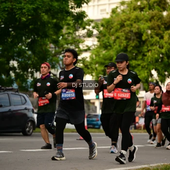 Runner Photo 4148457