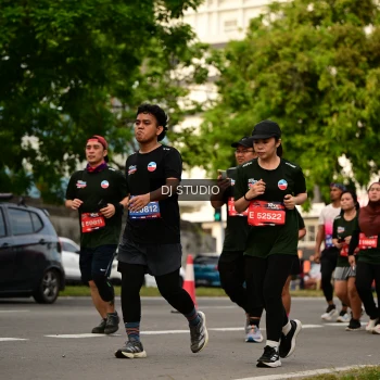 Runner Photo 4148459