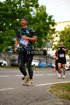 Runner Photo 4148470