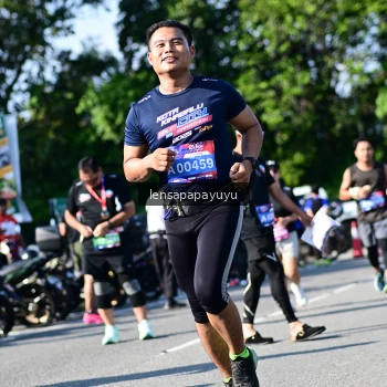 Runner Photo 4148481
