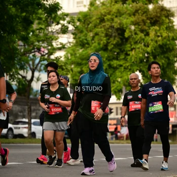 Runner Photo 4148500