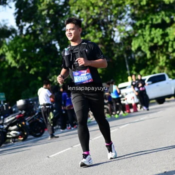 Runner Photo 4148631