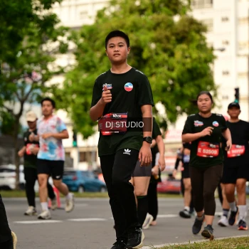 Runner Photo 4148660