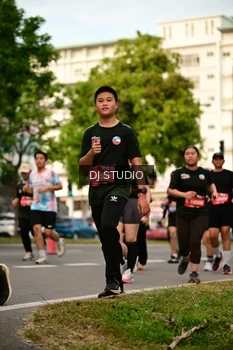 Runner Photo 4148663