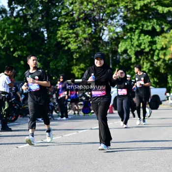 Runner Photo 4148670