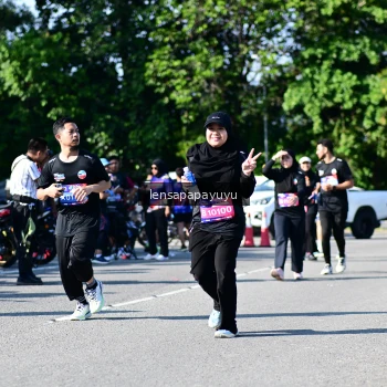 Runner Photo 4148676