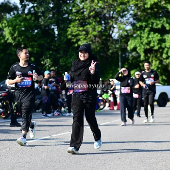 Runner Photo 4148685