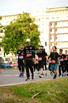 Runner Photo 4148766