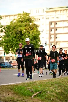 Runner Photo 4148773