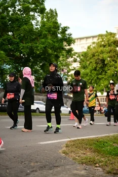 Runner Photo 4148794