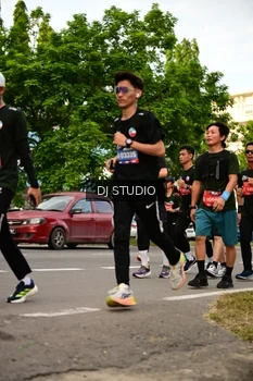 Runner Photo 4148840